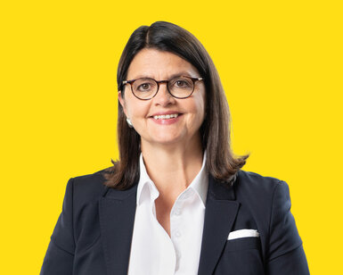 Portrait von Heike Gündling aus dem Studiengang digitales Immobilienmanagement.